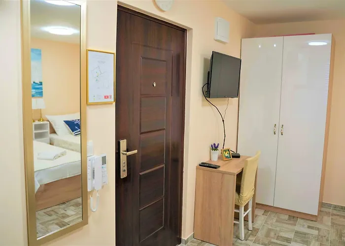 Appartamento Casa Luigi 3 I Calm, Central&fully Equipped Rovigno